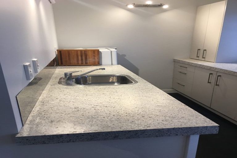 Photo of property in Hobson Court Flats, 75/70 Hobson Street, Thorndon, Wellington, 6011