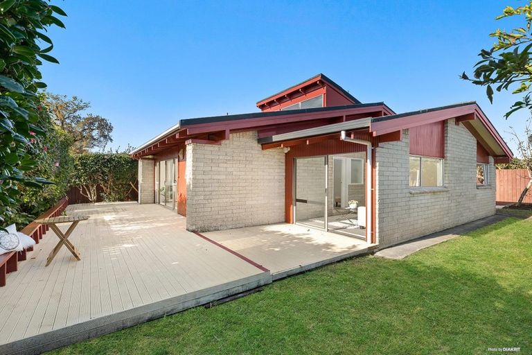 Photo of property in 7/35 Swanson Road, Henderson, Auckland, 0610