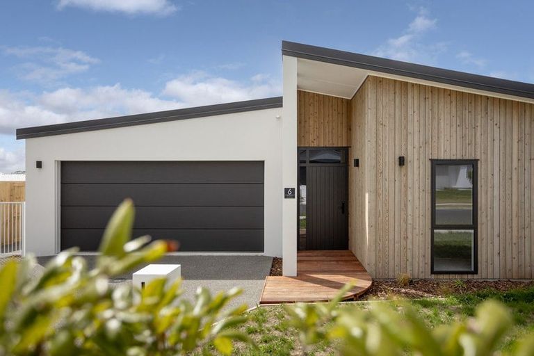 Photo of property in 6 Snapper Crescent, Omokoroa, 3114