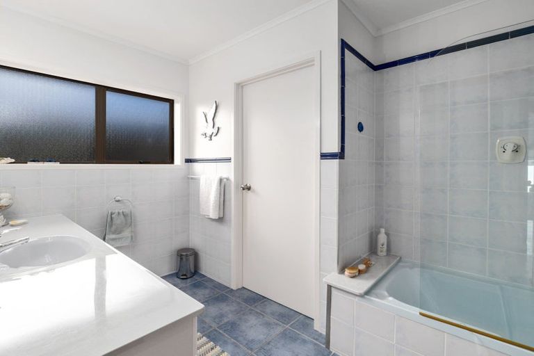 Photo of property in 45 North West Anchorage, Omaha, 0986