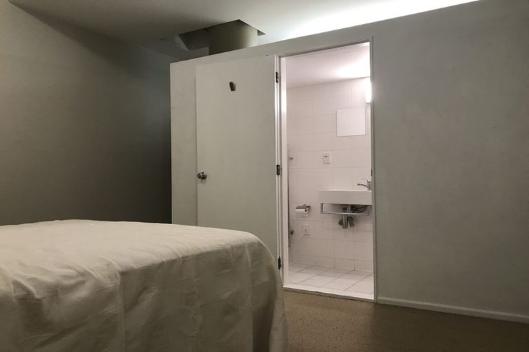 Photo of property in Hopper Street Apartments, 5/20 Hopper Street, Mount Cook, Wellington, 6011