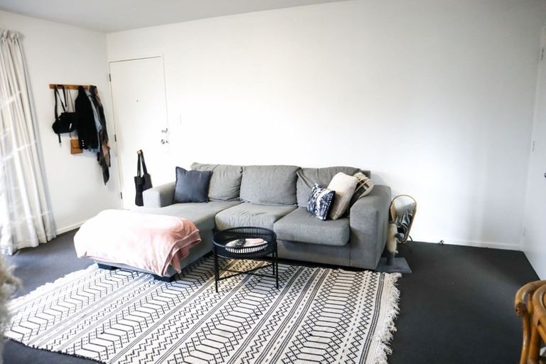 Photo of property in 1/52 Selwyn Street, Somerfield, Christchurch, 8024