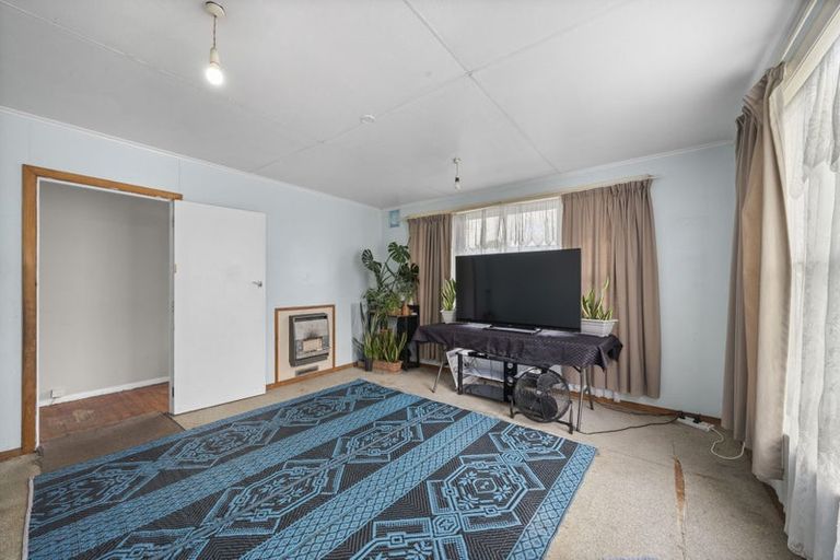 Photo of property in 54 Windrush Close, Mangere, Auckland, 2022