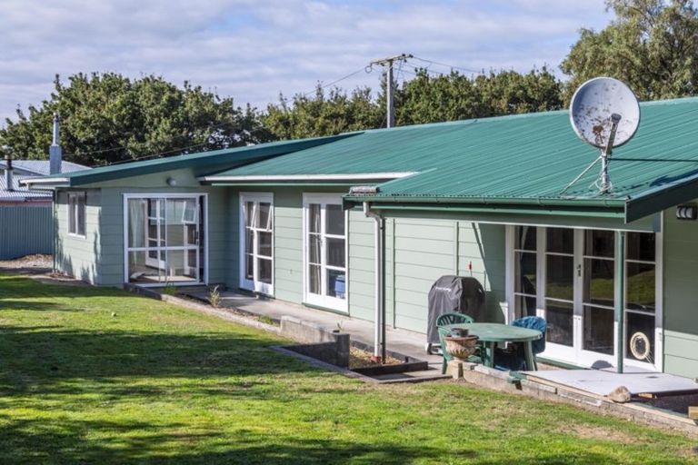 Photo of property in 45f Brandon Street, Featherston, 5710