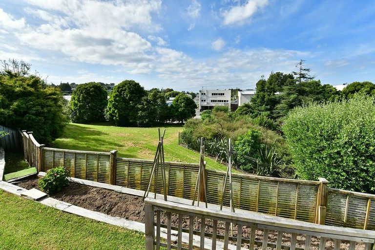 Photo of property in 39 Elan Place, Stanmore Bay, Whangaparaoa, 0932