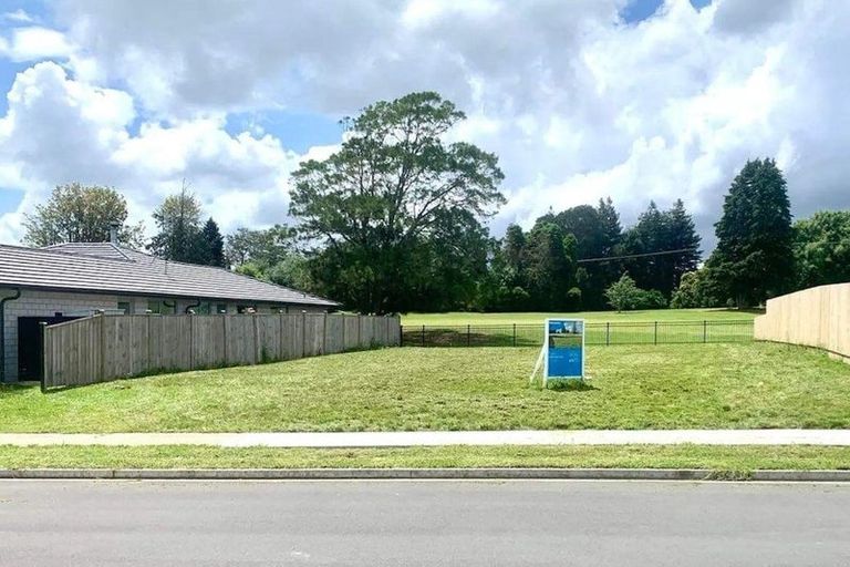 Photo of property in 75 Murray Ward Drive, Te Kauwhata, 3710