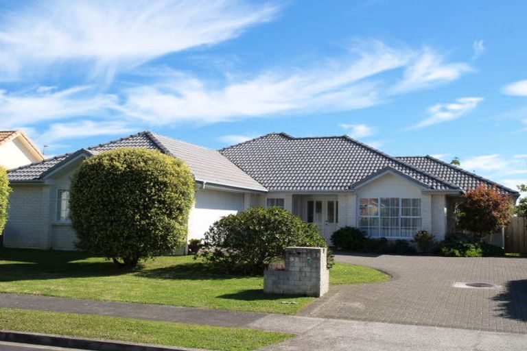 Photo of property in 3 Casabella Court, Northpark, Auckland, 2013