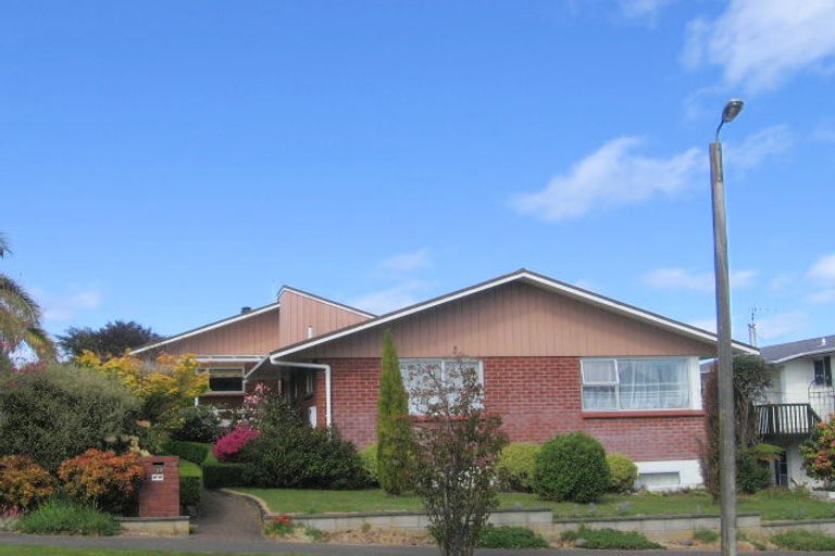 Photo of property in 13 Hammersmith Street, Richmond Heights, Taupo, 3330