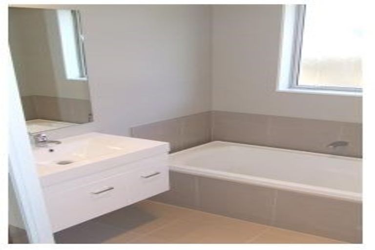 Photo of property in 10 Berners Way, Rolleston, 7615