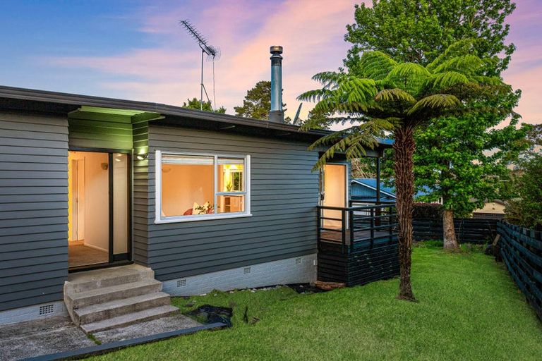 Photo of property in 18a Puketitiro Street, Glen Eden, Auckland, 0602