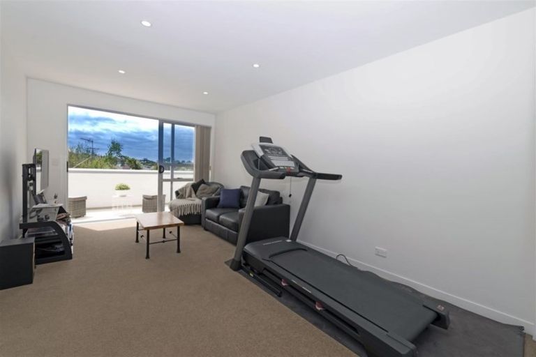 Photo of property in 108b Mcleod Road, Te Atatu South, Auckland, 0610