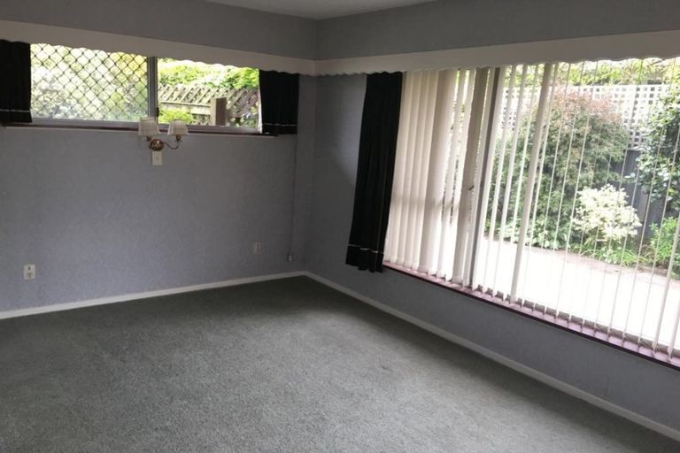 Photo of property in 144 Warren Crescent, Hillmorton, Christchurch, 8025
