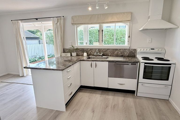 Photo of property in 1/10 Cameron Place, Drury, 2113