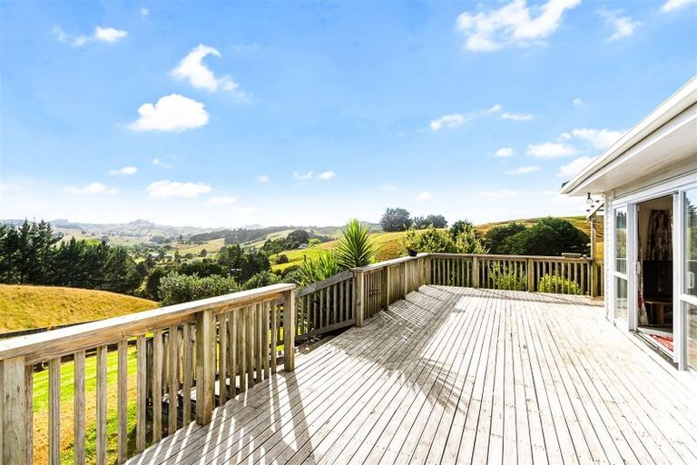 Photo of property in 87 Mititai Road, Waiotira, 0193