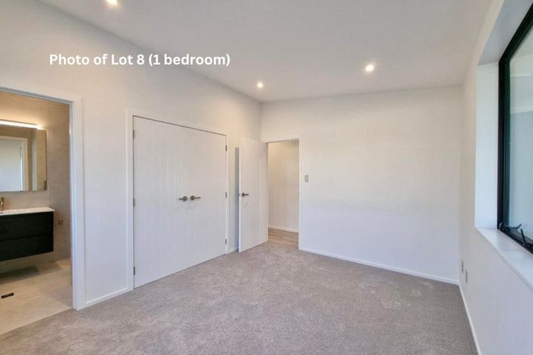 Photo of property in 8/18 Sylvan Crescent, Te Atatu South, Auckland, 0610