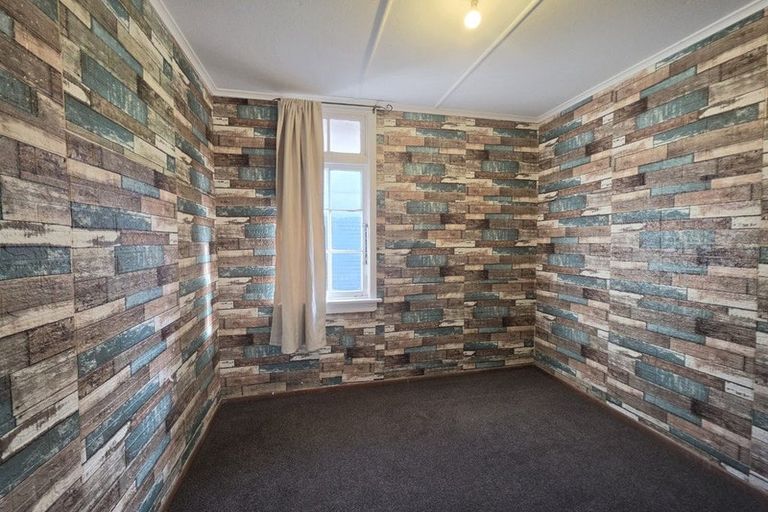 Photo of property in 7a Karaka Street, Castlecliff, Whanganui, 4501
