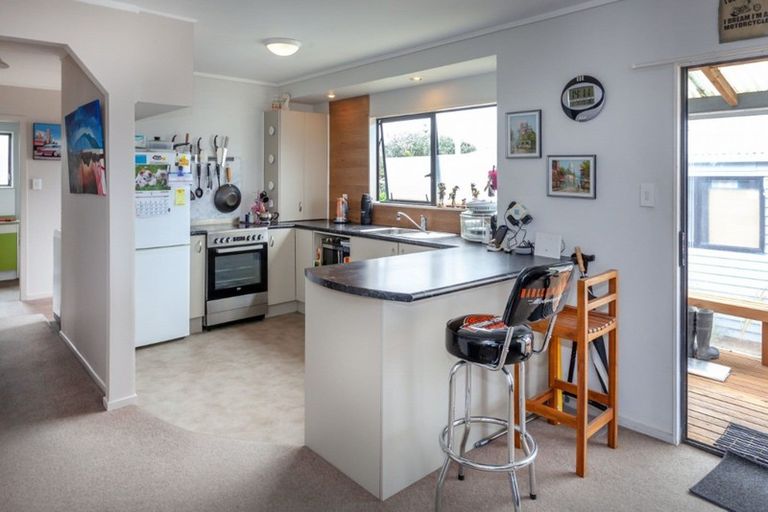 Photo of property in 107 Moa Street, Whangamata, 3620