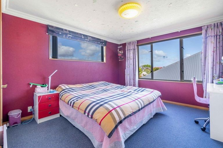 Photo of property in 728 Queens Drive, Waikiwi, Invercargill, 9810