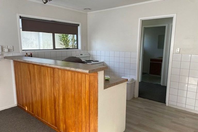 Photo of property in 2/14 Settlement Road, Papakura, 2110