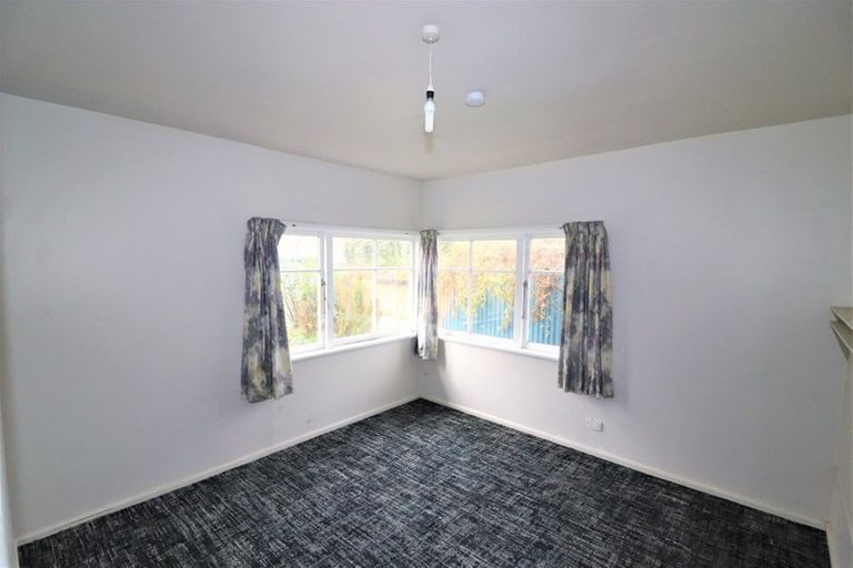 Photo of property in 45 Cuffs Road, Wainoni, Christchurch, 8061