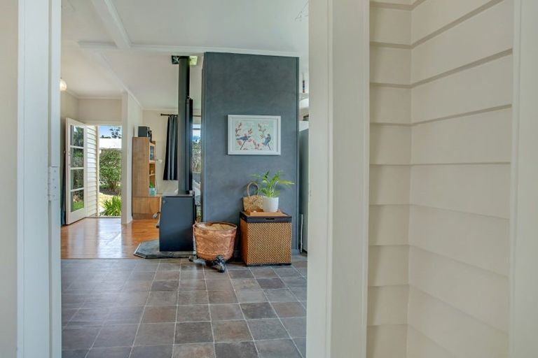 Photo of property in 13 Church Street, Kawakawa, 0210