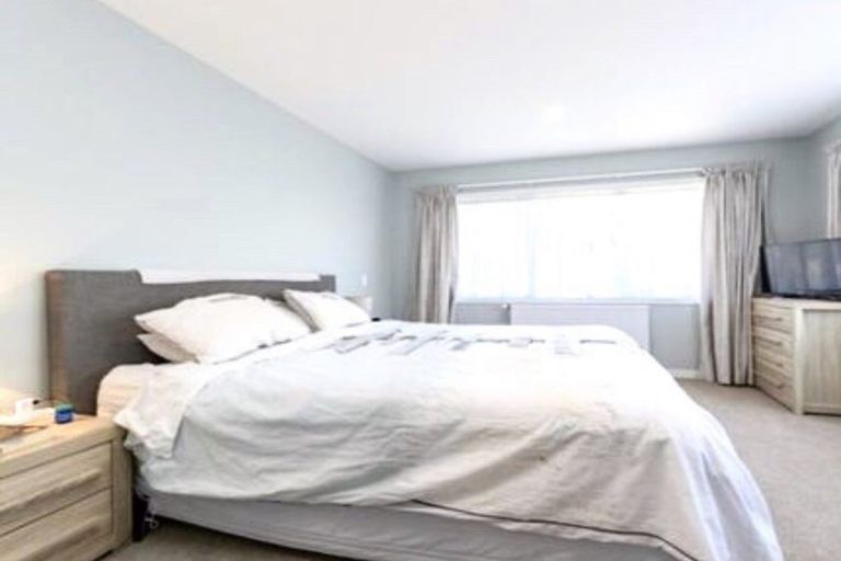 Photo of property in 14 Glide Lane, Whitby, Porirua, 5024