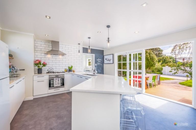 Photo of property in 22 Penrose Street, Woburn, Lower Hutt, 5010