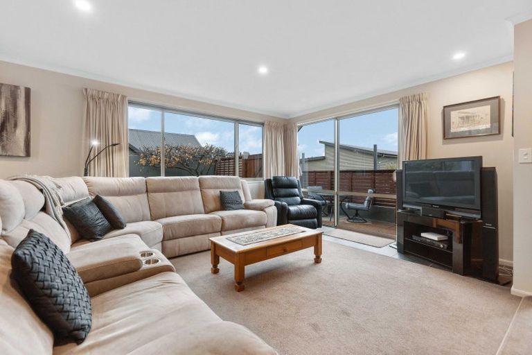 Photo of property in 33e Larch Crescent, Alexandra, 9320