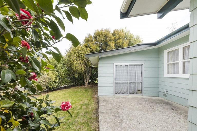 Photo of property in 88 Apollo Parade, Milson, Palmerston North, 4414