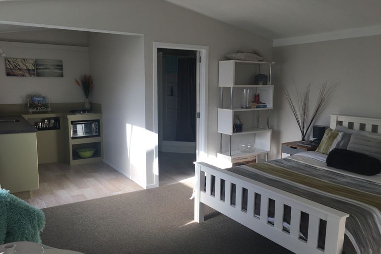 Photo of property in 45 Wiroa Road, Kerikeri, 0293