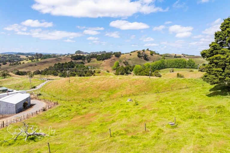 Photo of property in 1820 State Highway 12, Paparoa, 0571