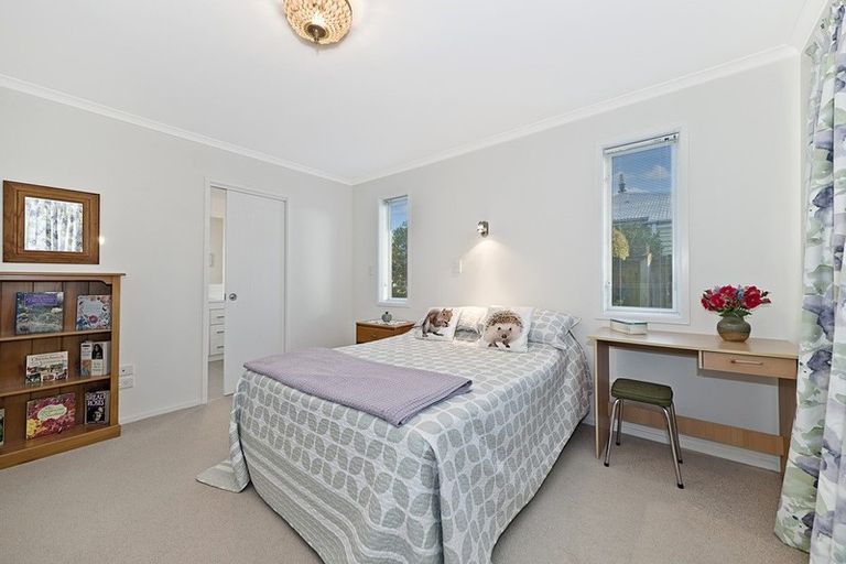 Photo of property in 22 Darley Street, Somerfield, Christchurch, 8024