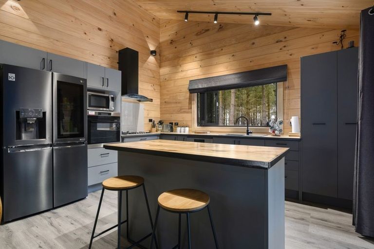 Photo of property in 390d Letts Gully Road, Letts Gully, Alexandra, 9393