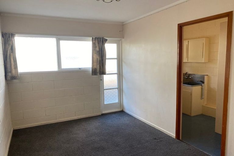 Photo of property in 9 Esplanade Road, Mount Eden, Auckland, 1024
