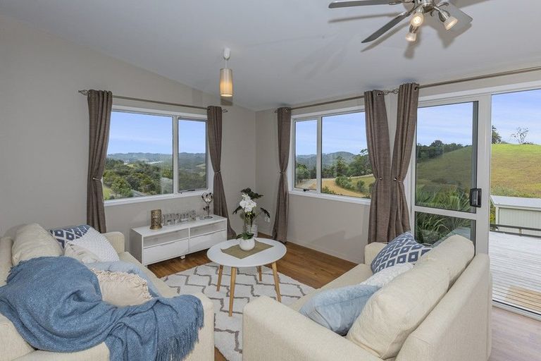 Photo of property in 965 Pataua Road North, Whareora, Whangarei, 0175