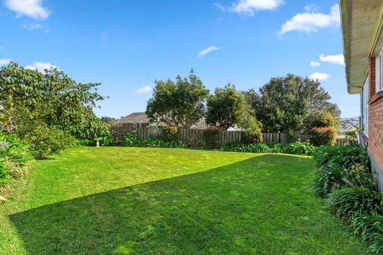 Photo of property in 88 Birkdale Road, Birkdale, Auckland, 0626