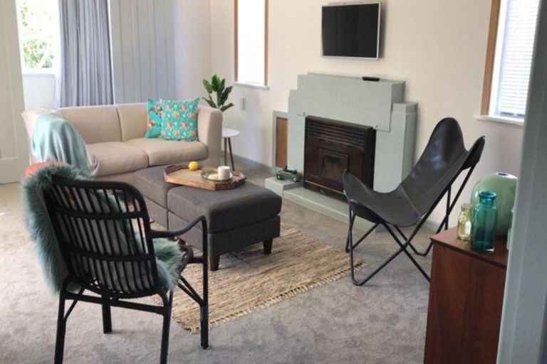 Photo of property in 172 Seddon Street, Pukekohe, 2120