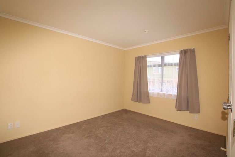 Photo of property in 61 Alabaster Drive, Papatoetoe, Auckland, 2025