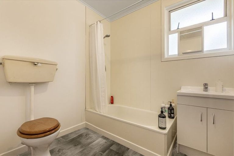 Photo of property in 3/21 Simkin Avenue, Saint Johns, Auckland, 1072