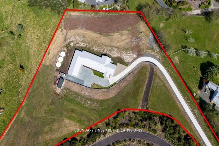 Photo of property in 409 Old North Road, Kumeu, 0892