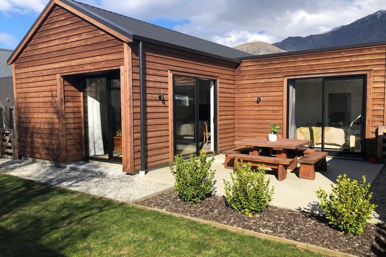 Photo of property in 9 Dewar Street, Lake Hayes, Queenstown, 9304