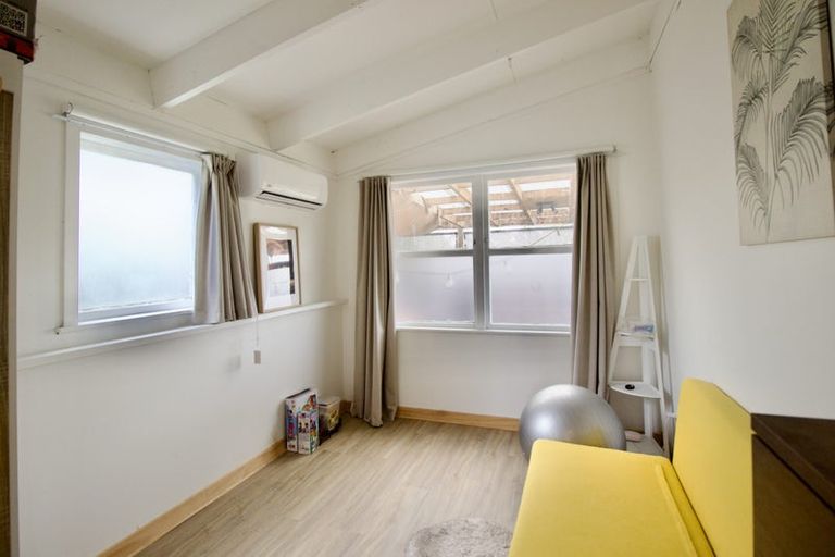 Photo of property in 62 Tudor Road, Henderson, Auckland, 0610