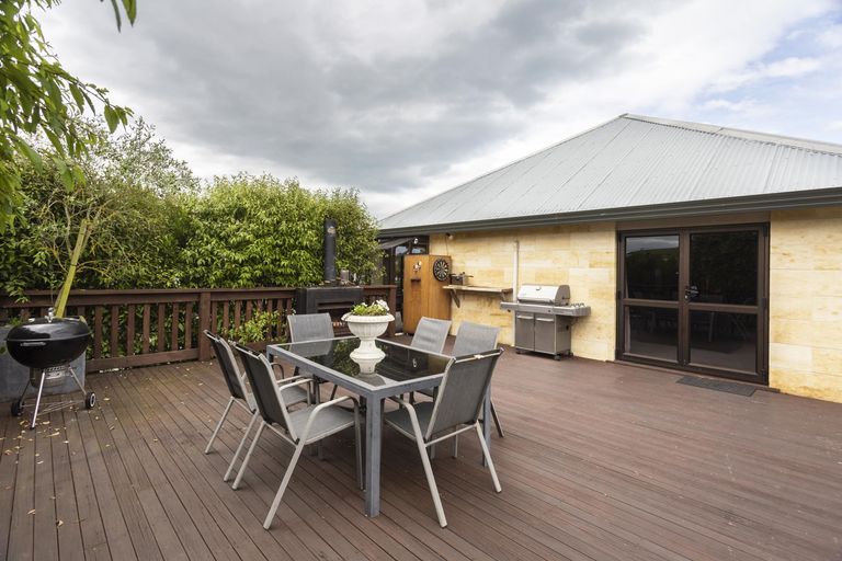 Photo of property in 2 Evered Street, Weston, Oamaru, 9401