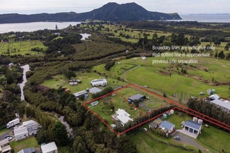 Photo of property in 3864 Far Road North, Pukenui, Kaitaia, 0484