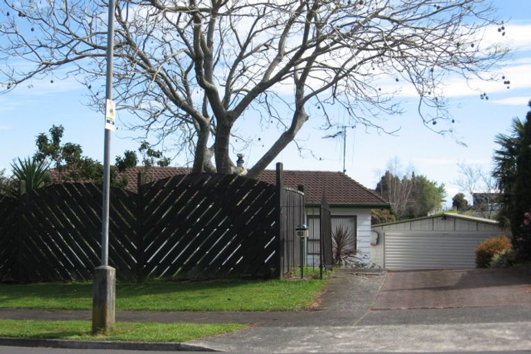 Photo of property in 15 Flinders Place, Welcome Bay, Tauranga, 3112