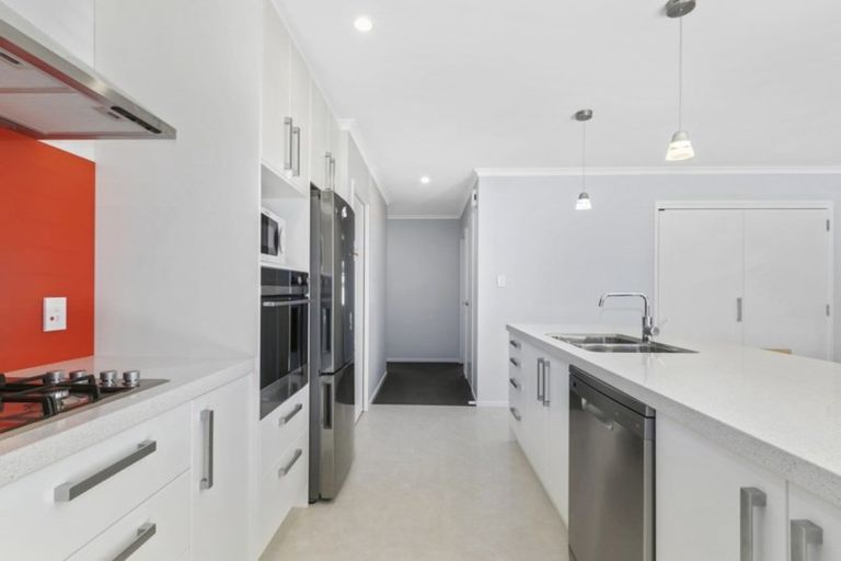 Photo of property in 6 Lime Grove, Maungaraki, Lower Hutt, 5010