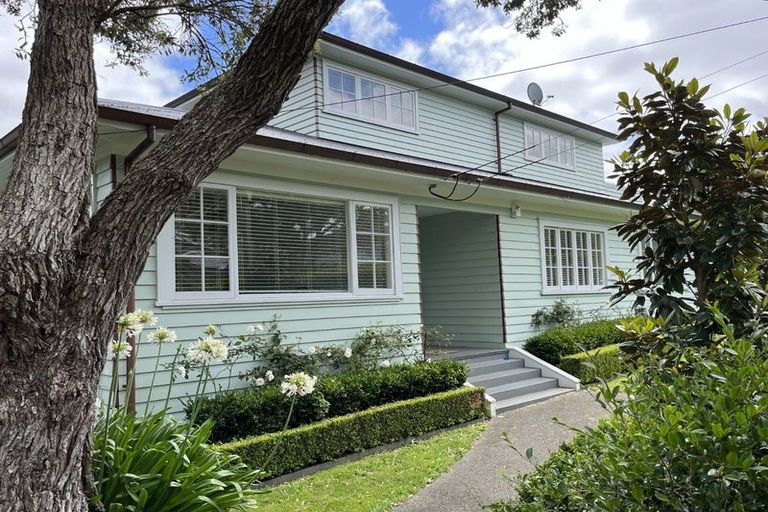 Photo of property in 1 Douglas Avenue, Mount Albert, Auckland, 1025