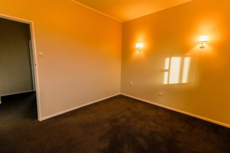 Photo of property in 35 Waterford Drive, Winton, 9720