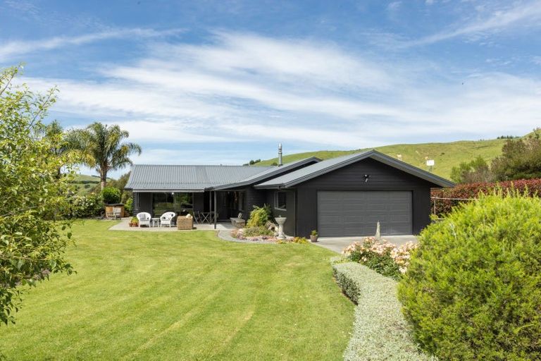 Photo of property in 813 Seafield Road, Puketapu, Napier, 4182