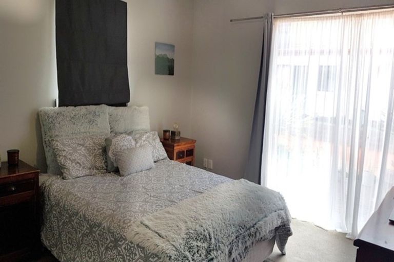 Photo of property in 141 Marsden Bay Drive, One Tree Point, 0118